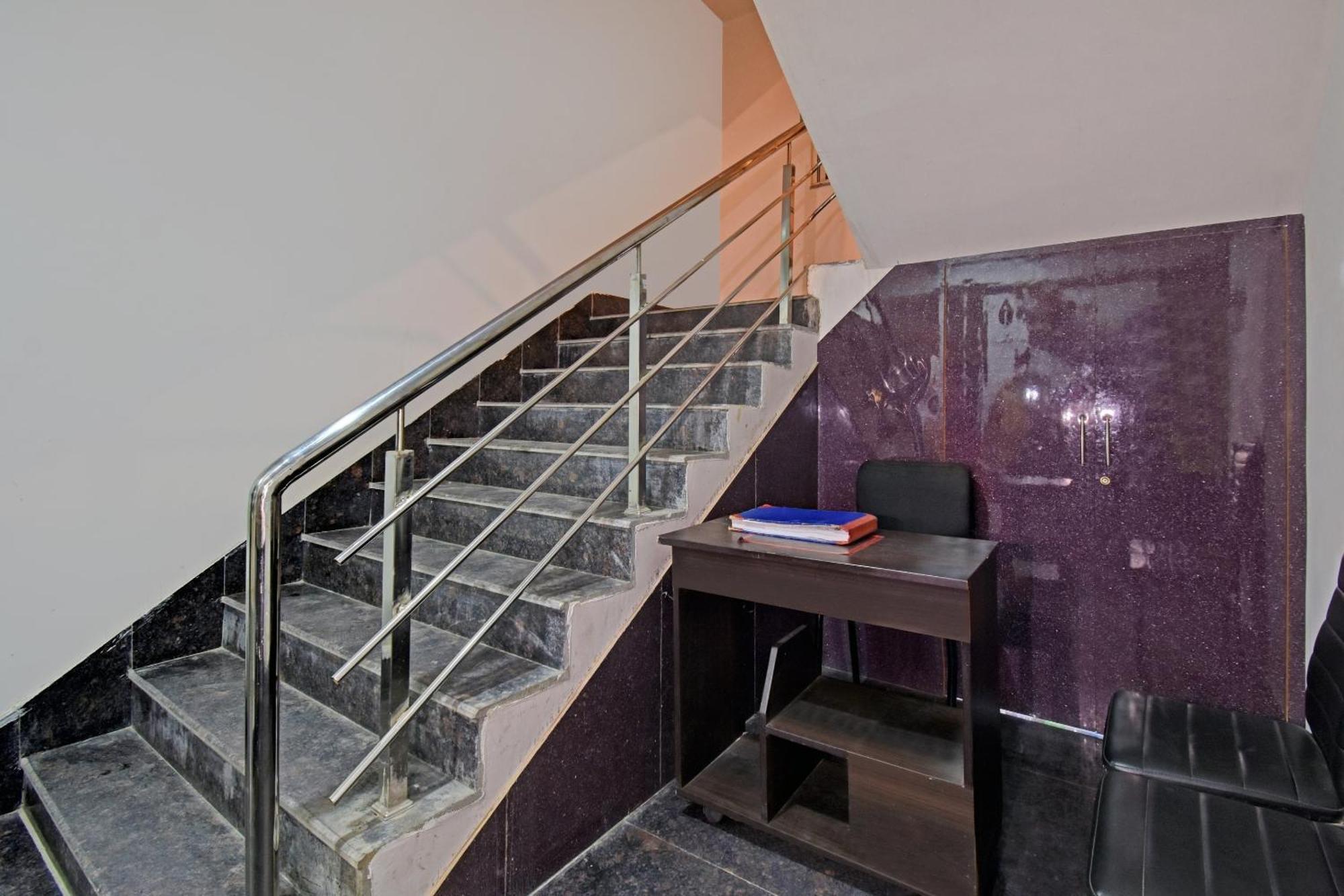 Hotel O Newtown Galaxy Panchuria エクステリア 写真